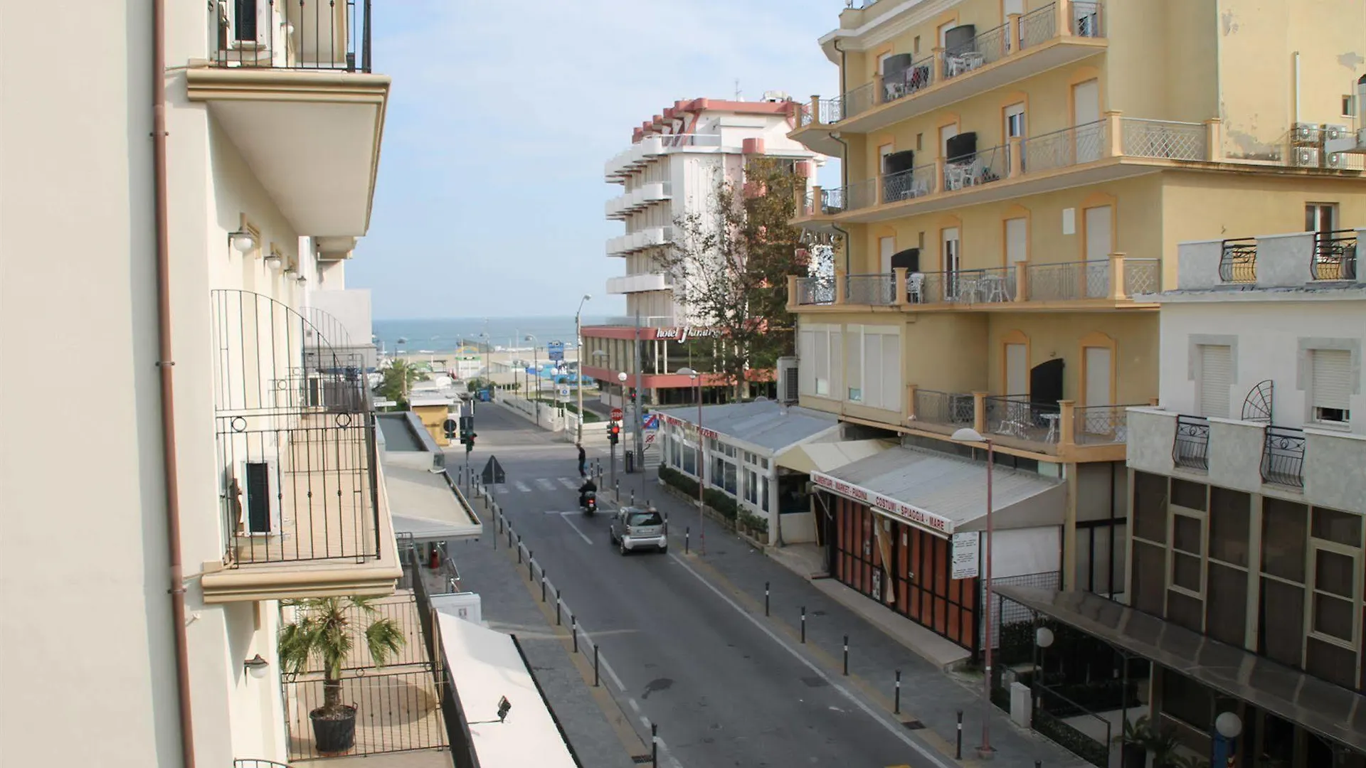 Hotel Brotas Rimini 3*,  Italy